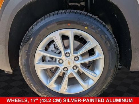 Used 2024 Chevrolet TrailBlazer LS AWD/4WD image 9