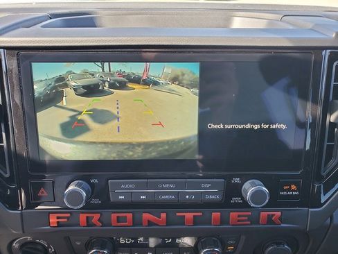 New 2025 Nissan Frontier PRO-4X image 25