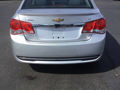 Used 2016 Chevrolet Cruze LT w/ Sun, Sound and Sport Package image 4