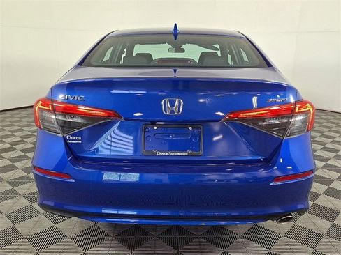 Used 2024 Honda Civic Sport image 9