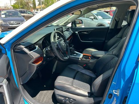 Used 2019 Toyota RAV4 Adventure AWD/4WD image 18