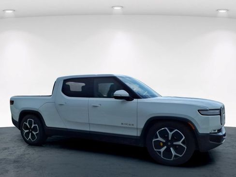 Used 2022 Rivian R1T Adventure AWD/4WD image 10