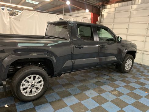 New 2026 Toyota Tacoma SR5 image 5