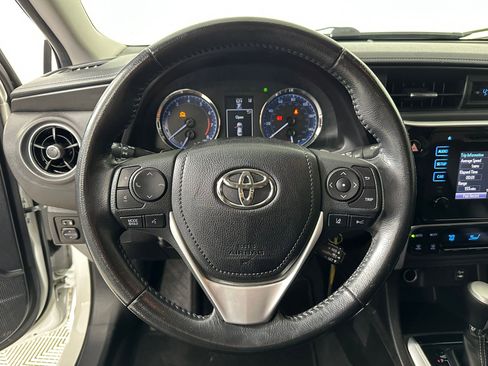 Used 2019 Toyota Corolla SE image 15