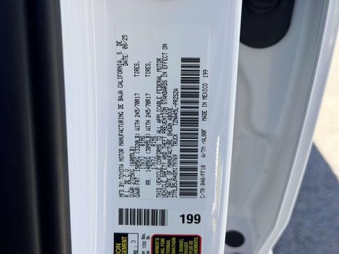 Certified 2025 Toyota Tacoma SR5 AWD/4WD image 26