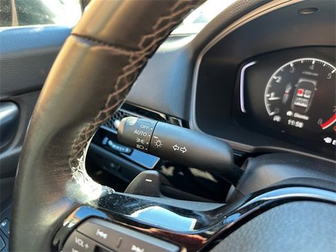 Used 2023 Honda Civic Sport image 24