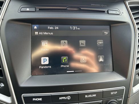 Used 2017 Hyundai Santa Fe Sport image 12