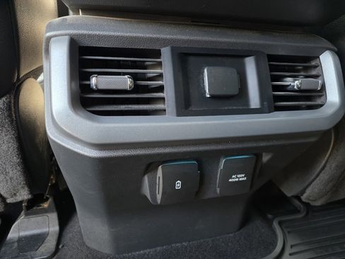 Used 2023 Ford F150 Lariat image 27