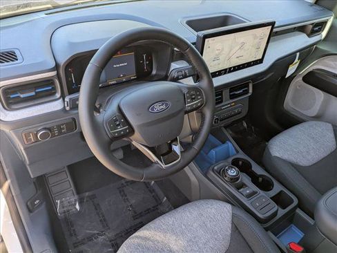 New 2025 Ford Maverick XLT w/ XLT Luxury Package image 3