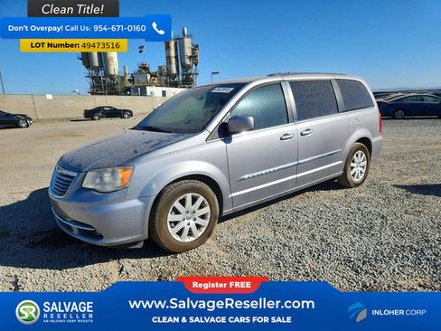Used 2013 Chrysler Town & Country Touring image 1