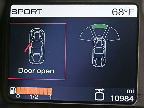 Certified 2014 Ferrari F12 Berlinetta image 10