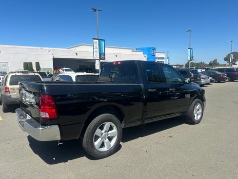 Used 2024 RAM 1500 Classic SLT AWD/4WD image 3