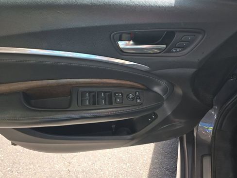 Used 2019 Acura MDX FWD w/ Advance Package image 10