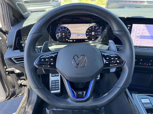 Certified 2024 Volkswagen Golf R AWD/4WD image 18