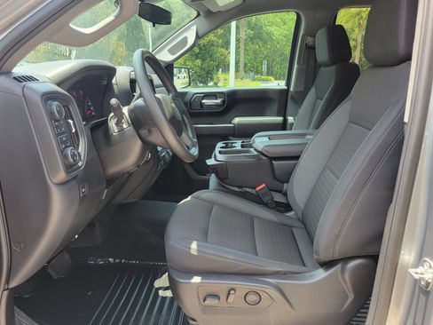 Used 2025 Chevrolet Silverado 1500 Custom AWD/4WD image 16