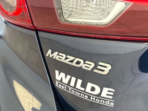 Used 2018 MAZDA MAZDA3 Grand Touring image 14