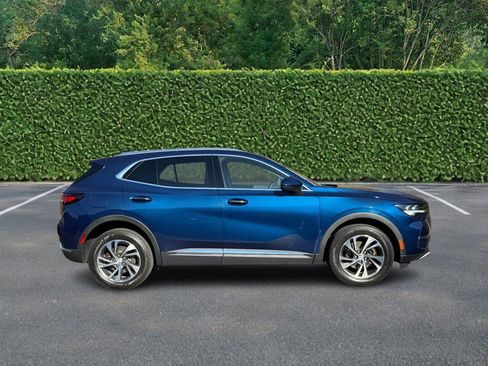 Used 2022 Buick Envision Essence w/ Safety Package image 2