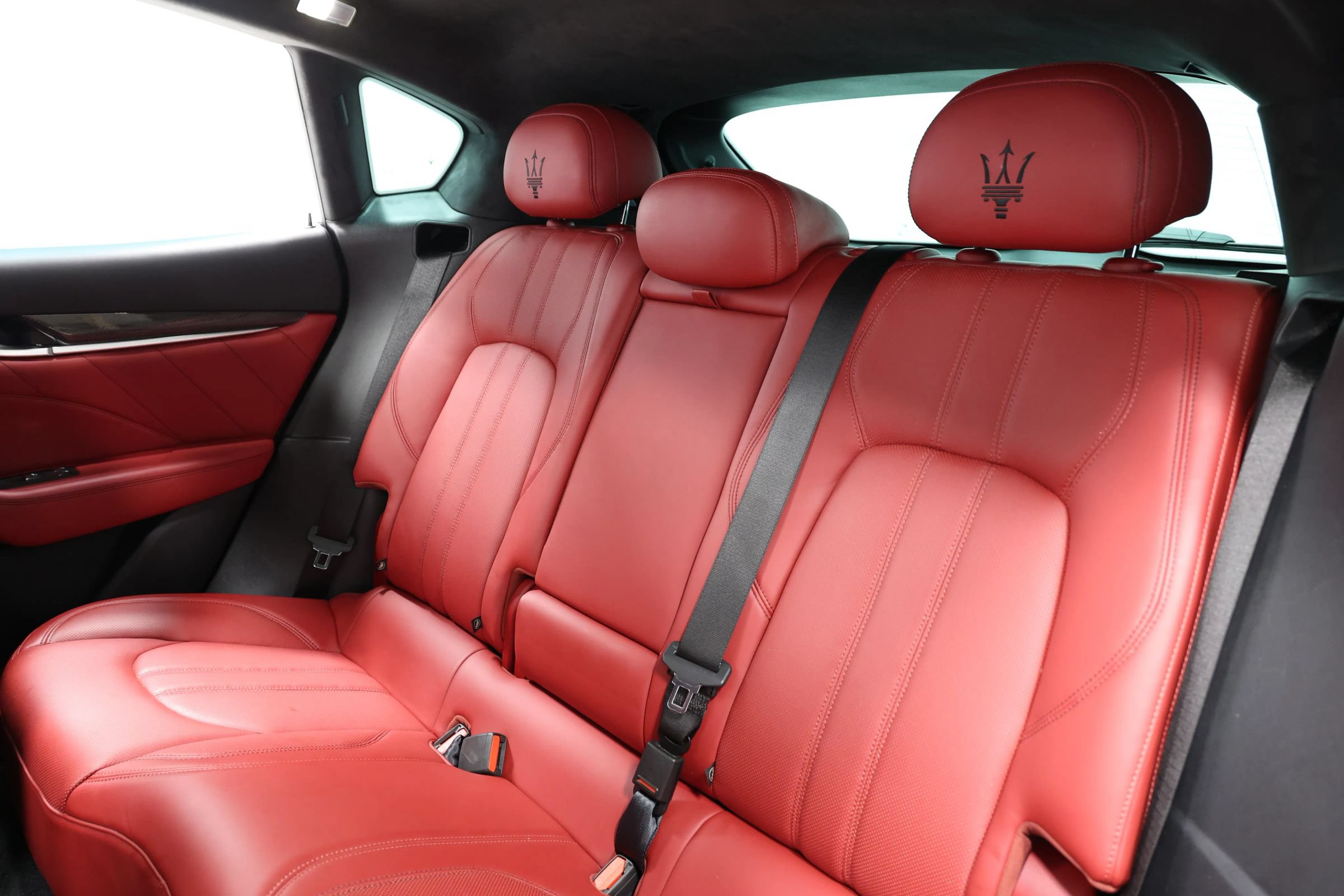 Used 2021 Maserati Levante GTS AWD/4WD image 3