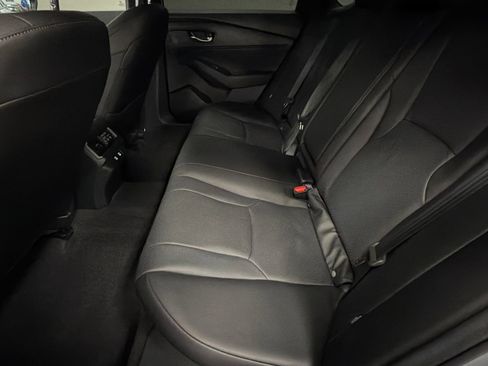 Used 2025 Honda Accord Sport image 39