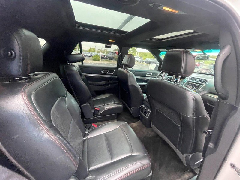 Used 2016 Ford Explorer Sport w/ Equipment Group 401A AWD/4WD image 9