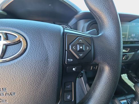 Used 2023 Toyota Tacoma SR AWD/4WD image 17