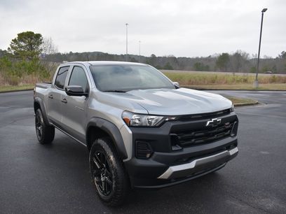 Used 2024 Chevrolet Colorado Trail Boss w/ Technology Package