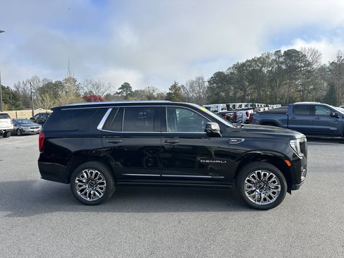 Certified 2024 GMC Yukon Denali Ultimate image 5