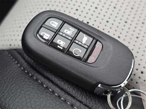 New 2026 Honda Odyssey Elite image 32