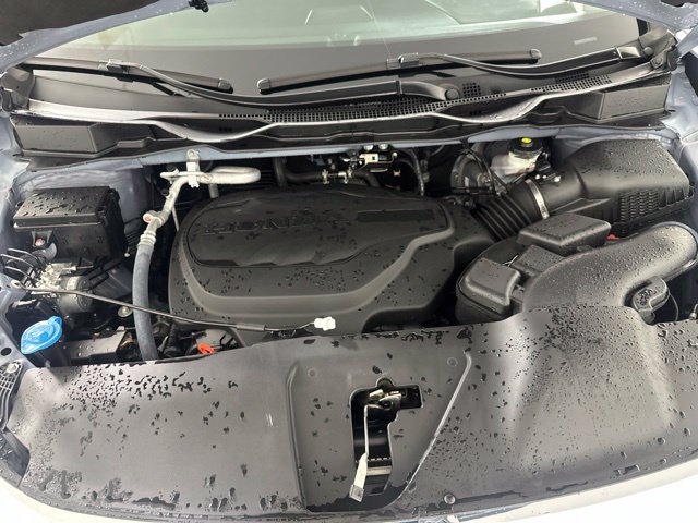 Used 2024 Honda Odyssey Elite image 12