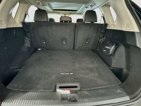 Used 2023 Nissan Rogue SV w/ SV Premium B Package AWD/4WD image 30