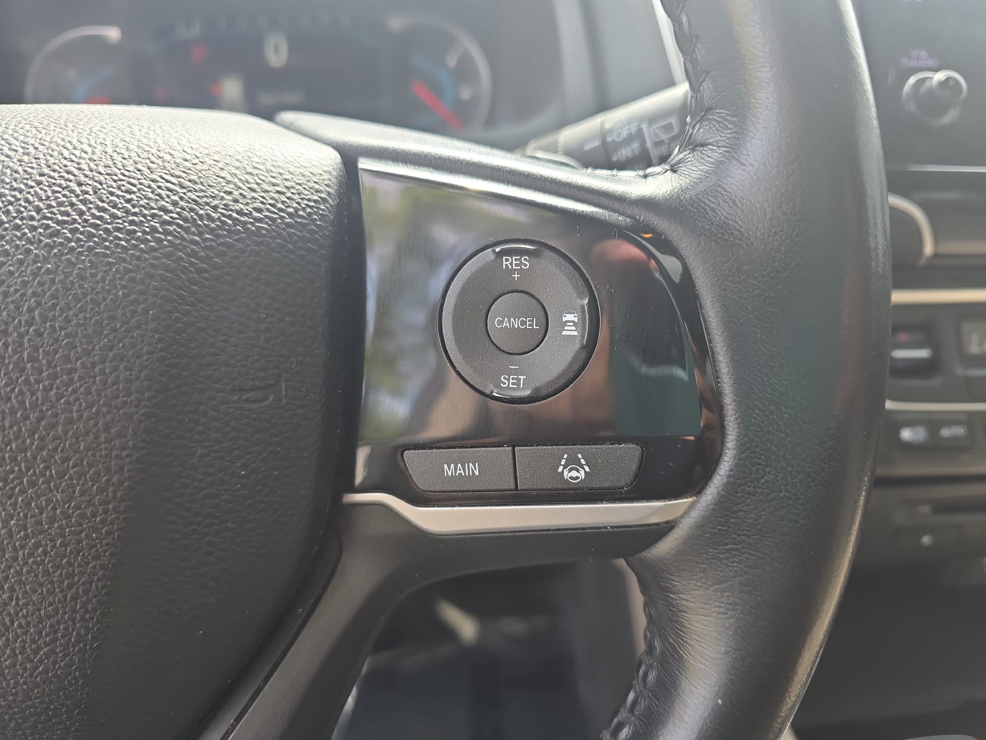 Used 2021 Honda Pilot Touring image 18