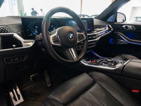 Used 2024 BMW X7 M60i w/ Executive Package AWD/4WD image 11