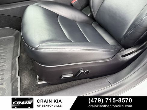 Used 2021 Tesla Model 3 Standard Range Plus image 22