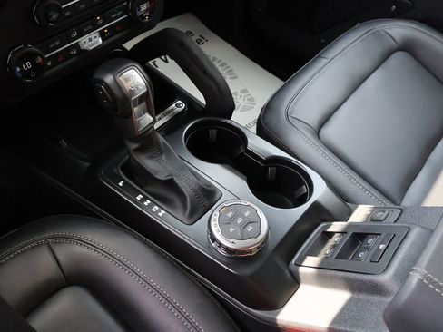 Used 2025 Ford Bronco Badlands AWD/4WD image 25