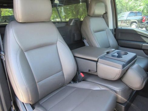 Used 2021 Ford F150 XLT w/ Equipment Group 301A Mid RWD image 9