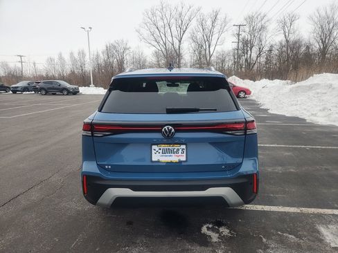 Used 2025 Volkswagen Tiguan SE image 5