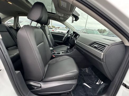 Used 2020 Volkswagen Jetta SE image 22