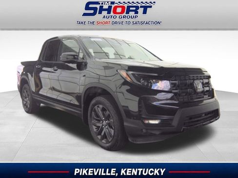 Used 2025 Honda Ridgeline Sport image 1