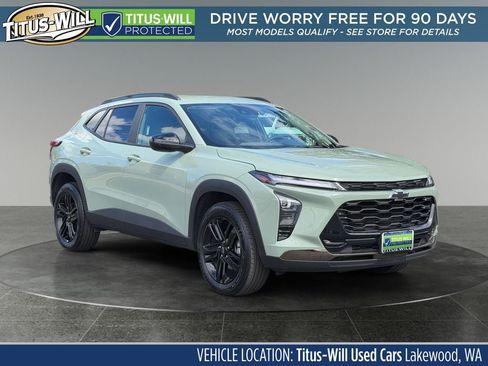 Used 2025 Chevrolet Trax ACTIV w/ Driver Confidence Package FWD image 1
