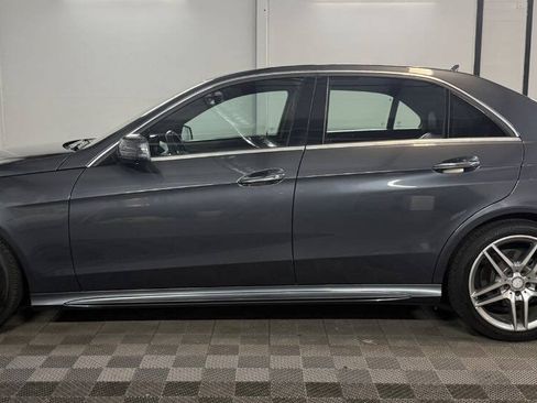 Used 2014 Mercedes-Benz E 350 Sedan image 4