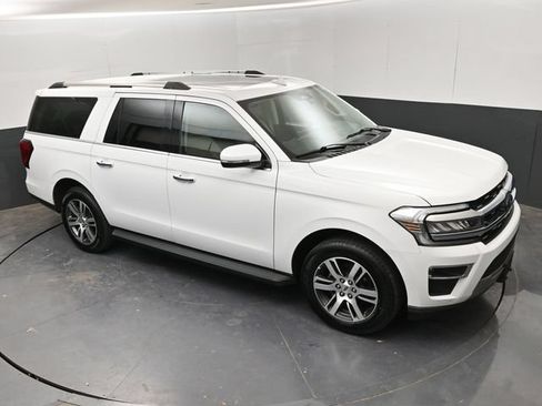 Used 2024 Ford Expedition Max Limited RWD image 18