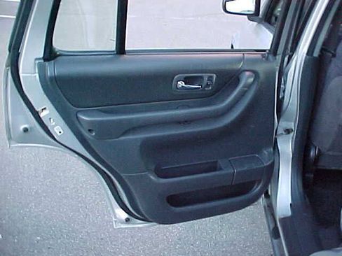 Used 1999 Honda CR-V EX image 11