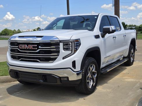 Used 2025 GMC Sierra 1500 SLT w/ SLT Premium Plus Package AWD/4WD image 21
