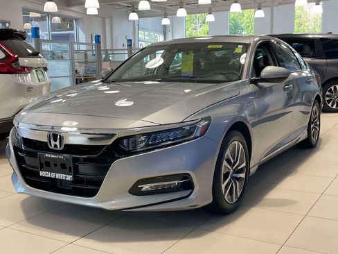 Certified 2019 Honda Accord EX image 3
