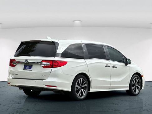 Used 2018 Honda Odyssey Elite image 6