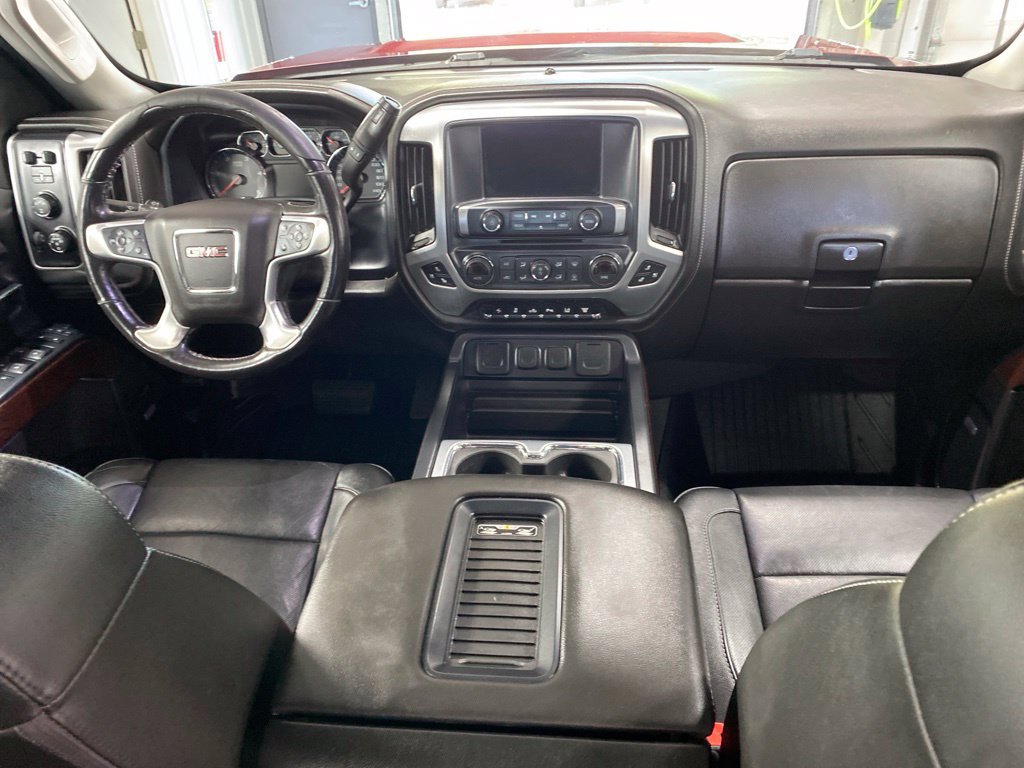 Used 2019 GMC Sierra 2500 SLT w/ Duramax Plus Package AWD/4WD image 3