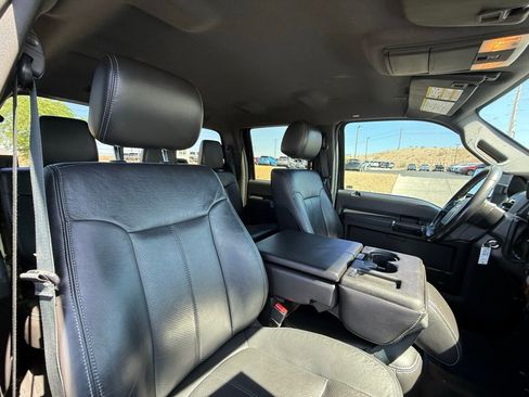 Used 2012 Ford F350 Lariat w/ Lariat Interior Pkg image 16