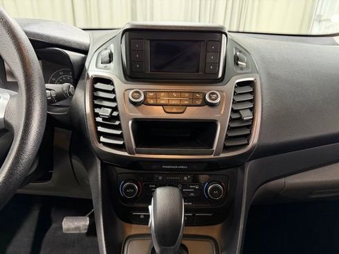 Used 2022 Ford Transit Connect XL image 14