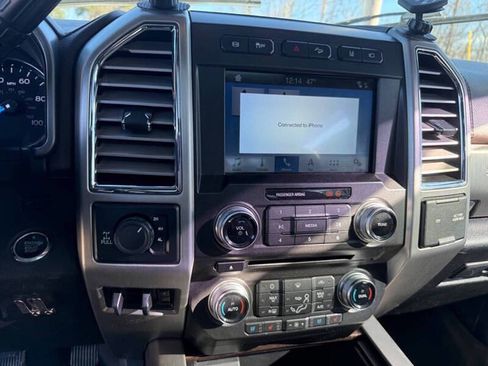 Used 2017 Ford F350 Platinum w/ Platinum Ultimate Package AWD/4WD image 33