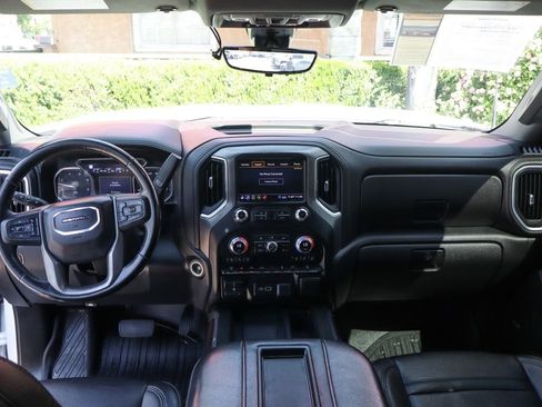 Used 2020 GMC Sierra 2500 Denali w/ Denali Ultimate Package image 27